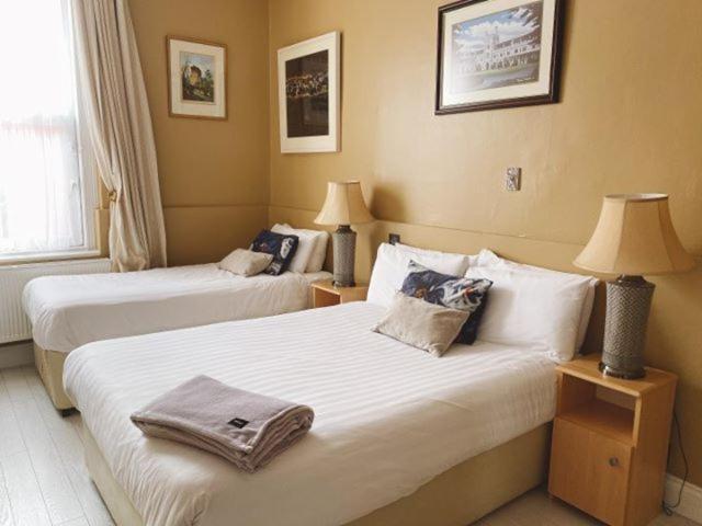 Rose Lodge Guest House Cork Exterior foto
